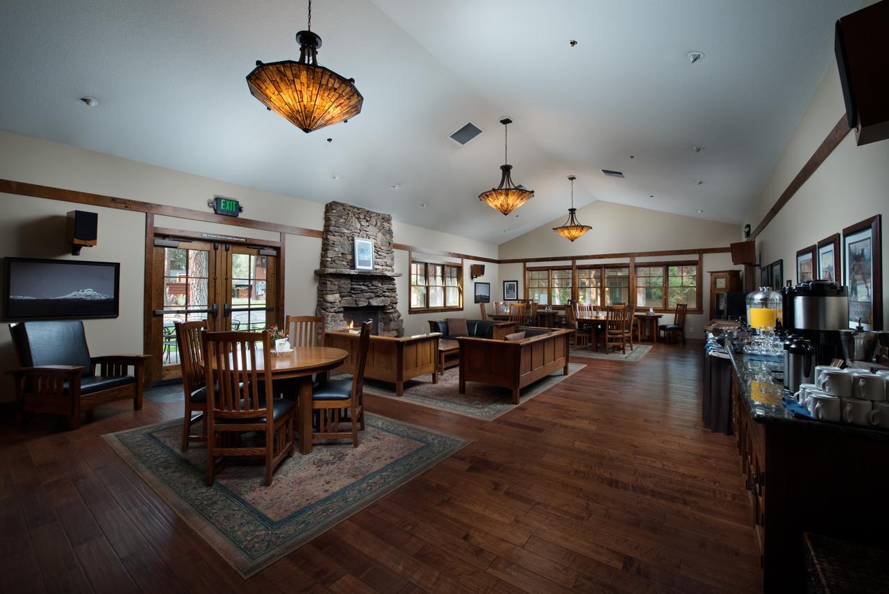 Fivepine Lodge Sisters Buitenkant foto